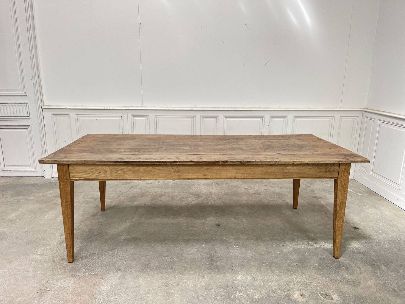 1900 oak table 216cm long