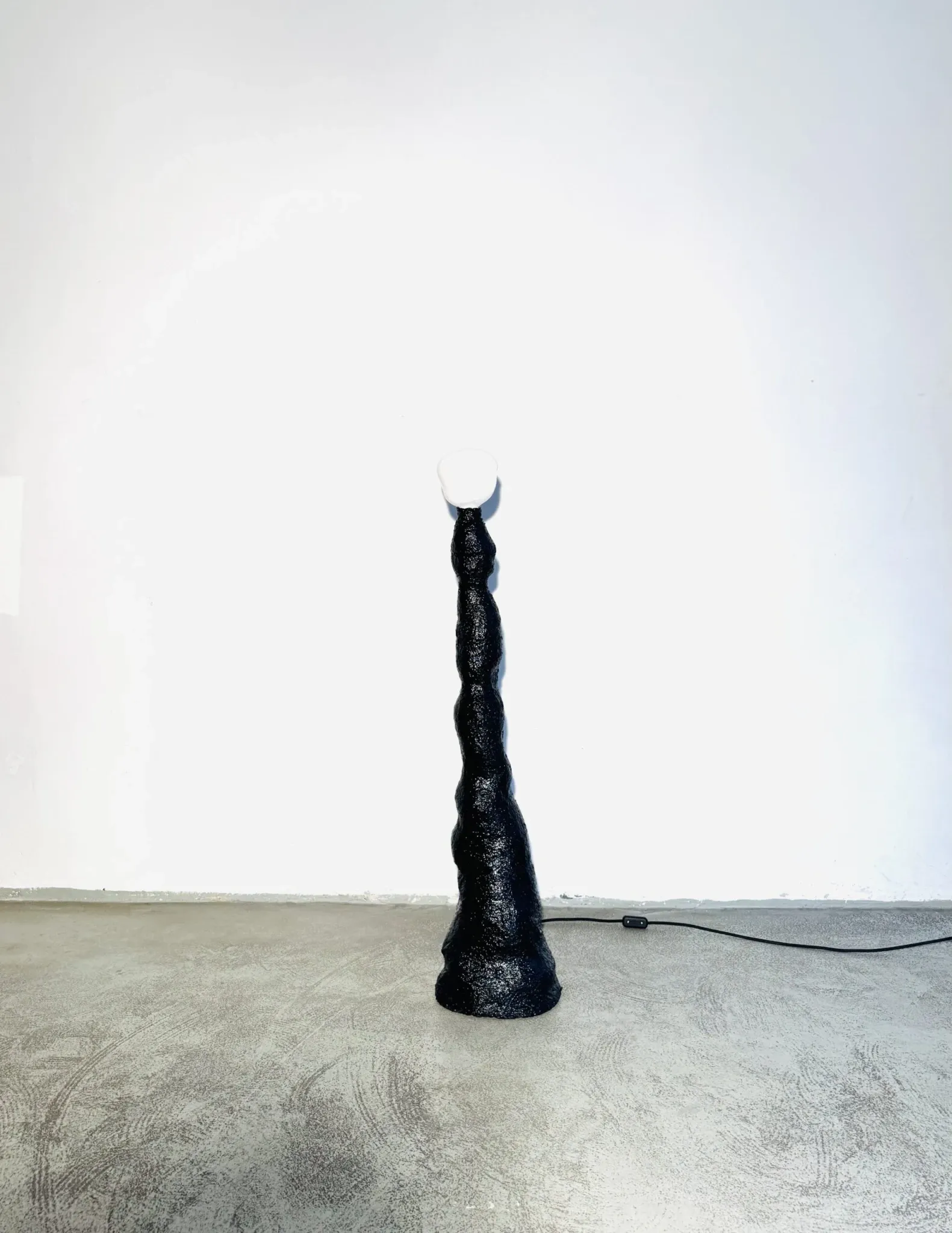 Lampe de sol Black Meteor par Jonathan Bocca pour Job Studio, Italie, 2023