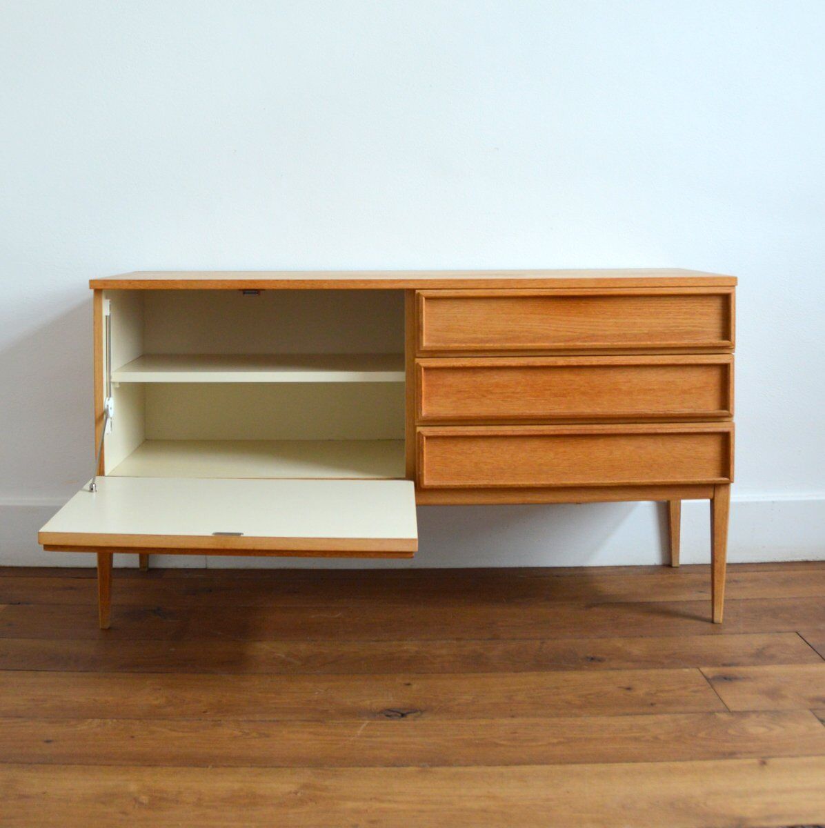 Sideboard in vintage blond oak 1960s