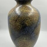 Rusha floor vase