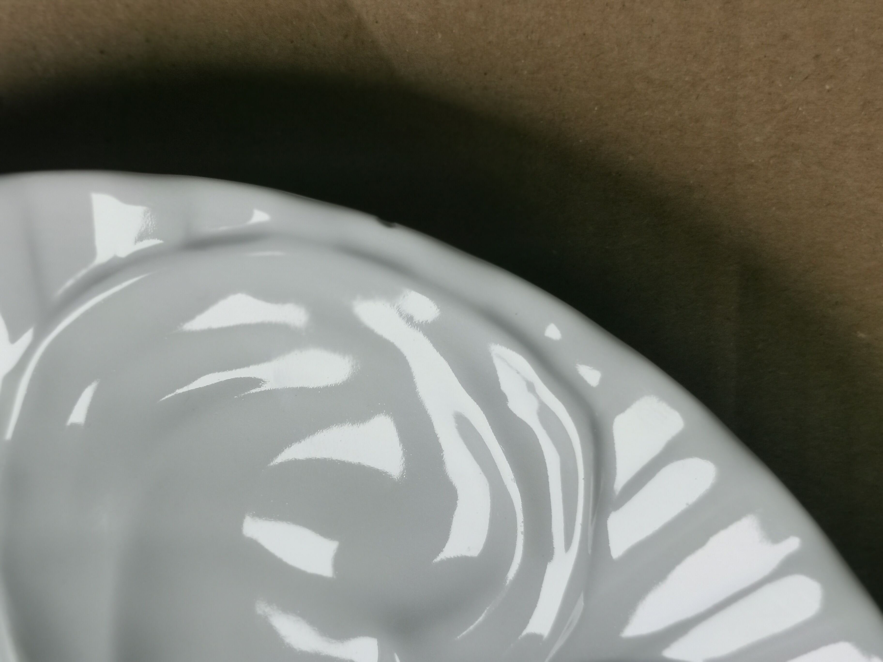 Ensemble de 6 assiettes Pillivuyt porcelaine blanche
