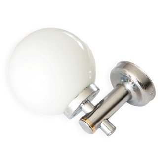 Applique boule opaline