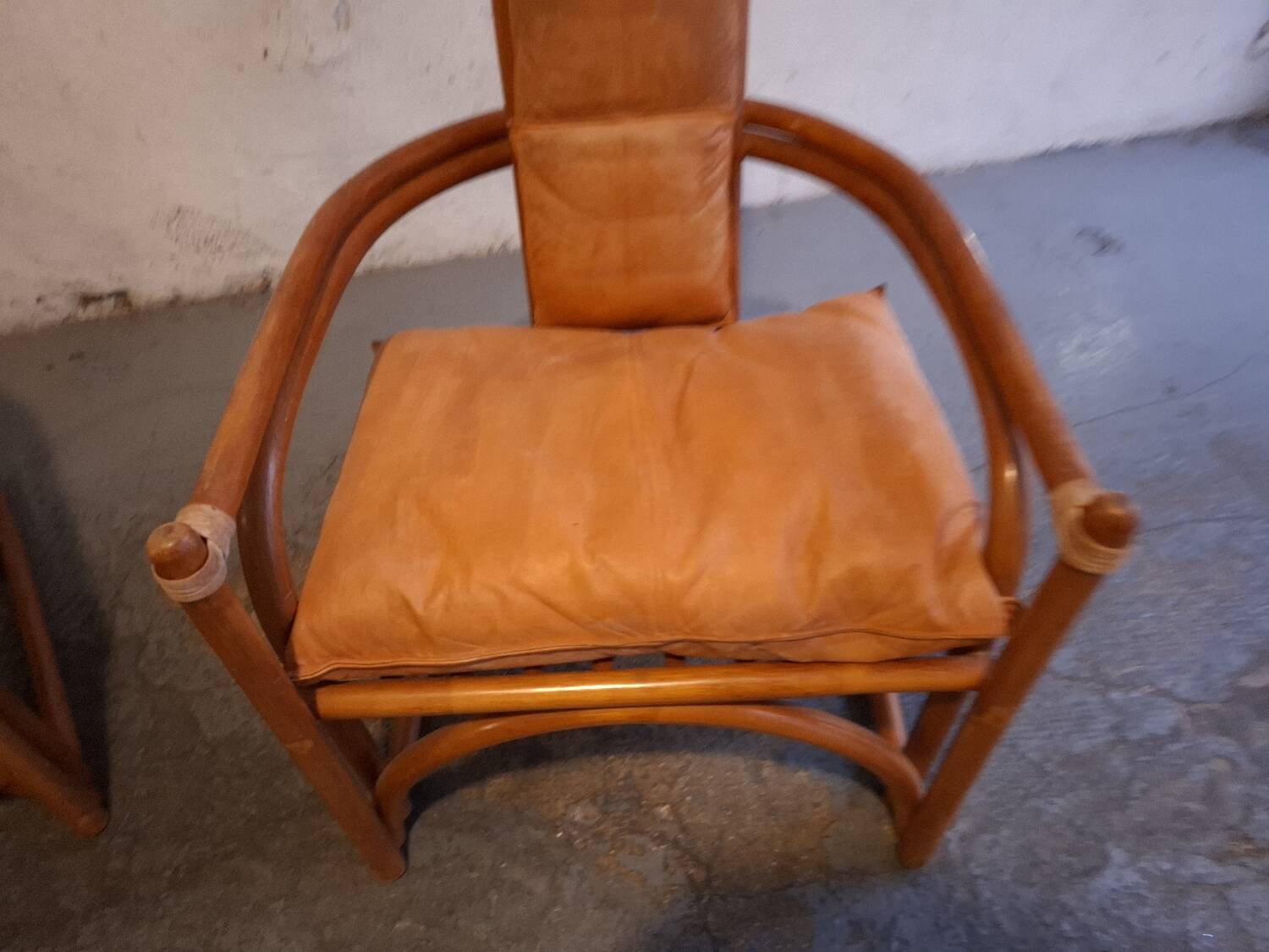 Set de fauteuils en bambou et cuir années 60'S