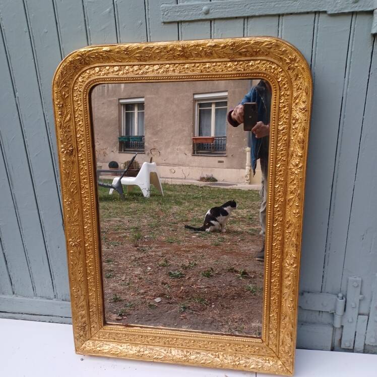 Louis-philippe golden mirror 105 x 78 cm