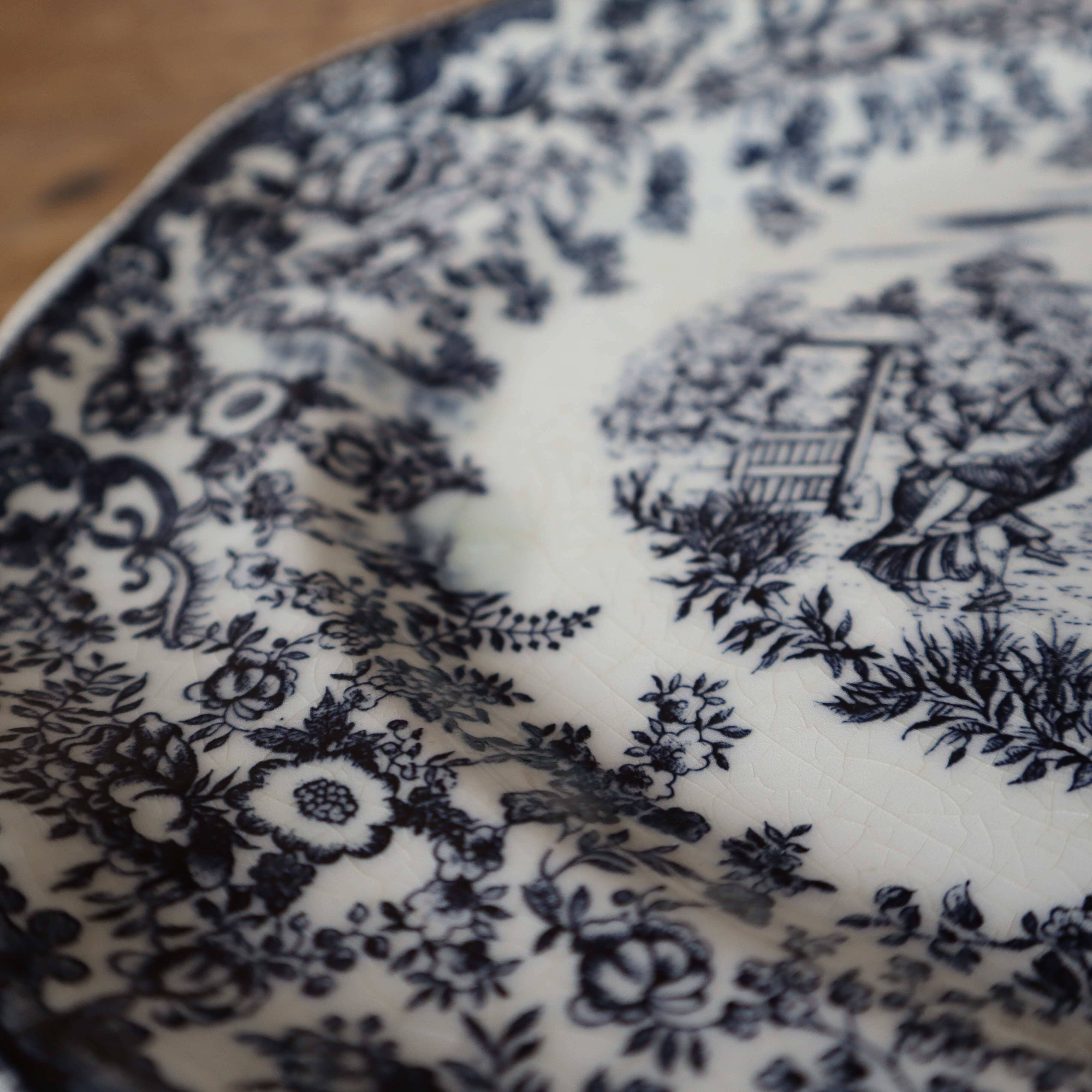 Large oval dish Lunéville KG Tradition