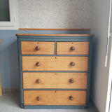 Old chest of drawers