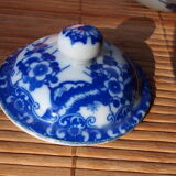 Japanese porcelain teapot from the 1950s
