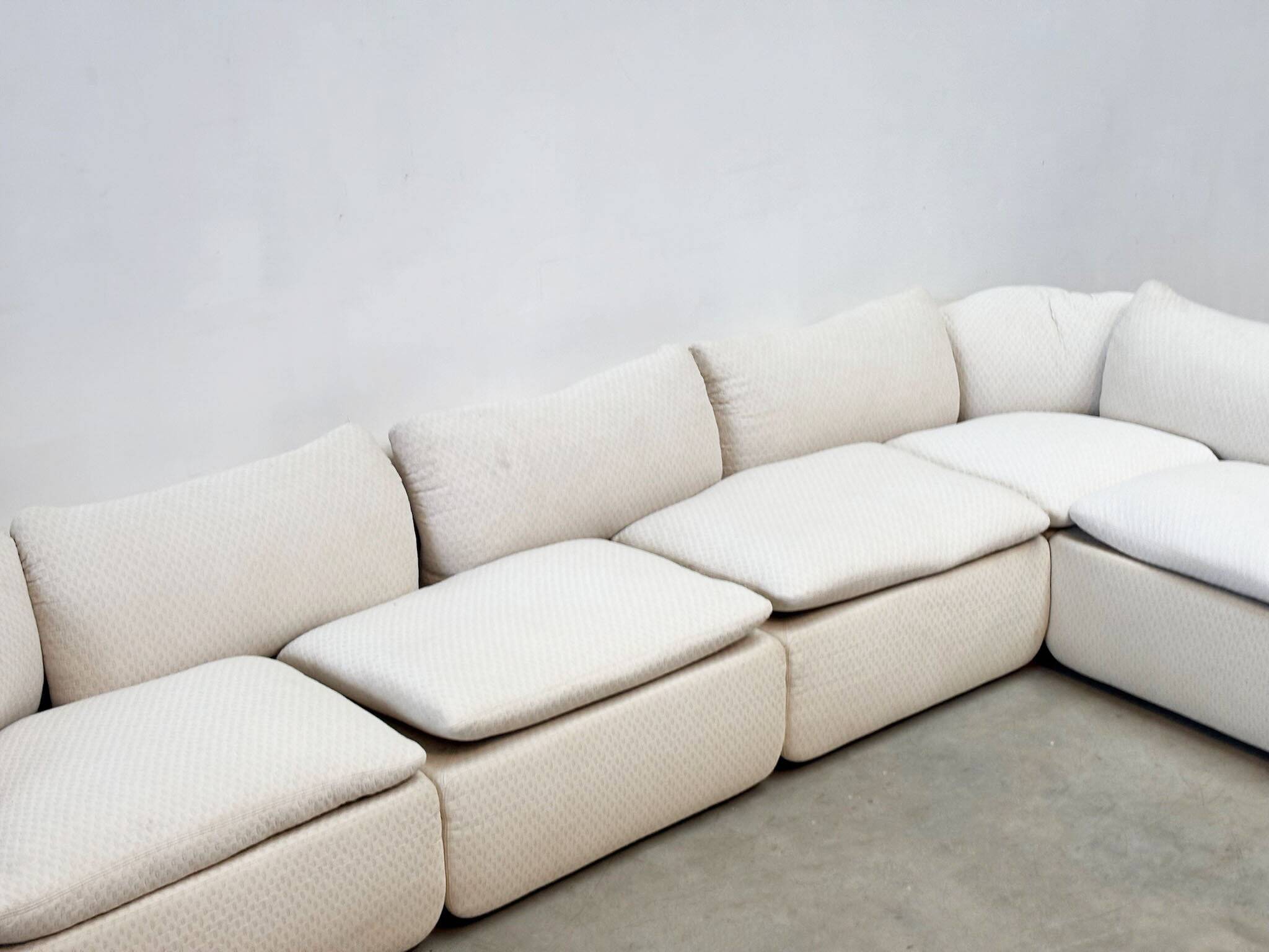 Confidential sofa by Alberto Rosselli for Saporiti