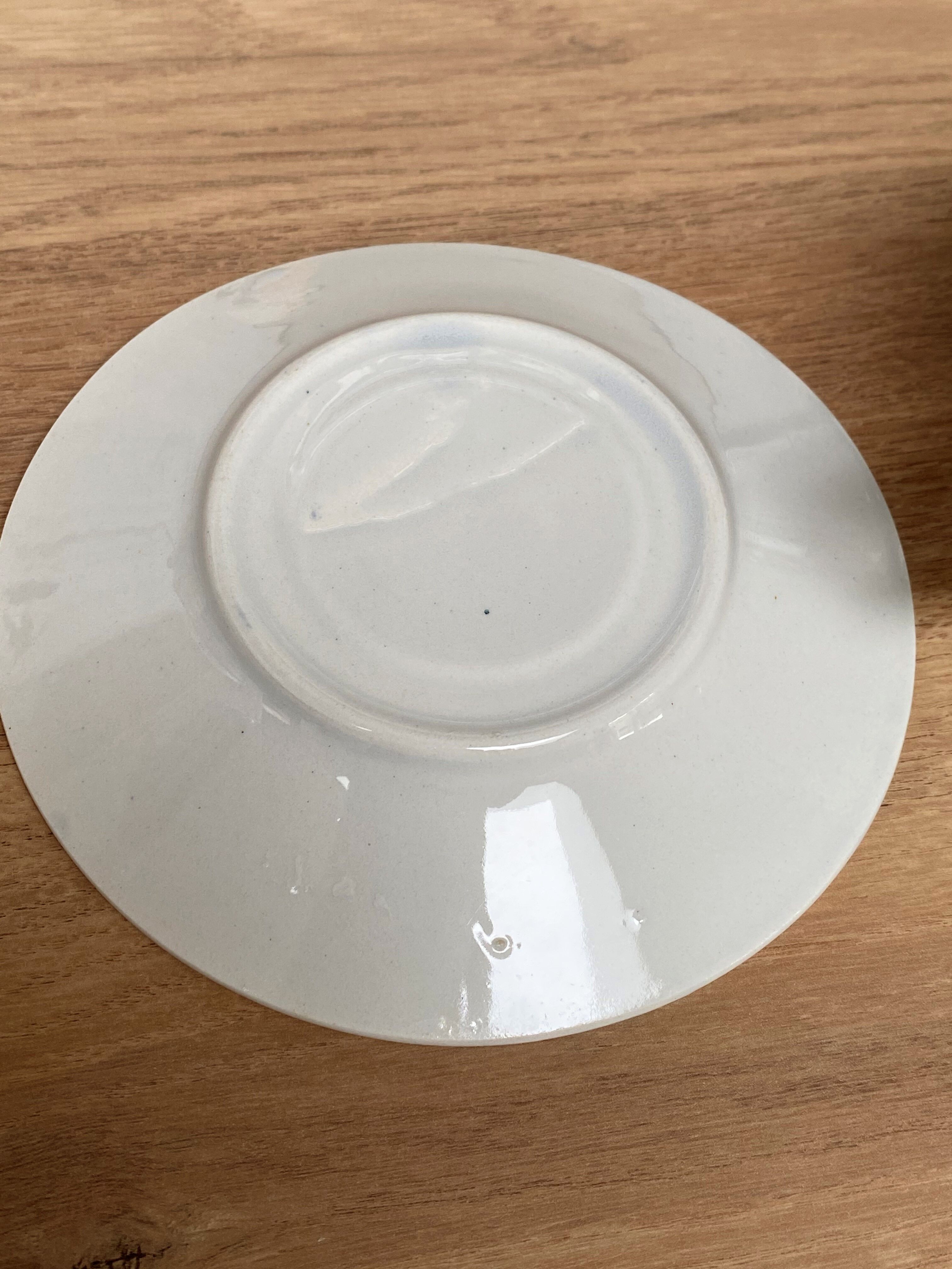 Set of 3 tea cups and their earthenware cups