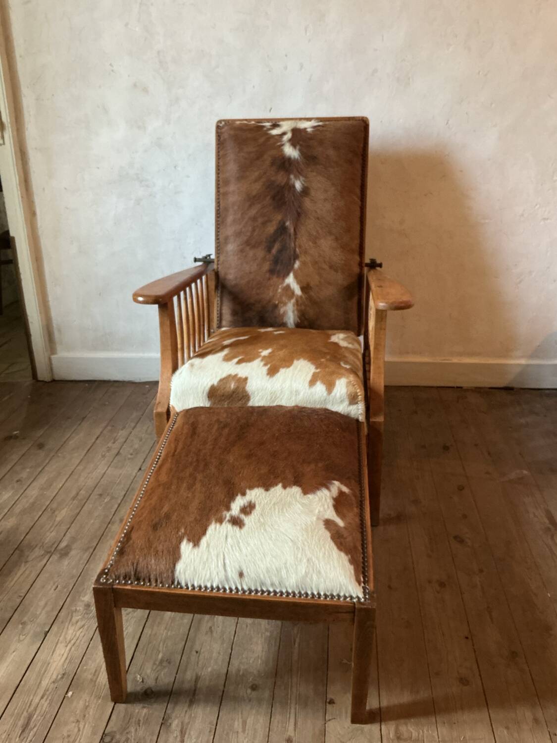 Morris chair