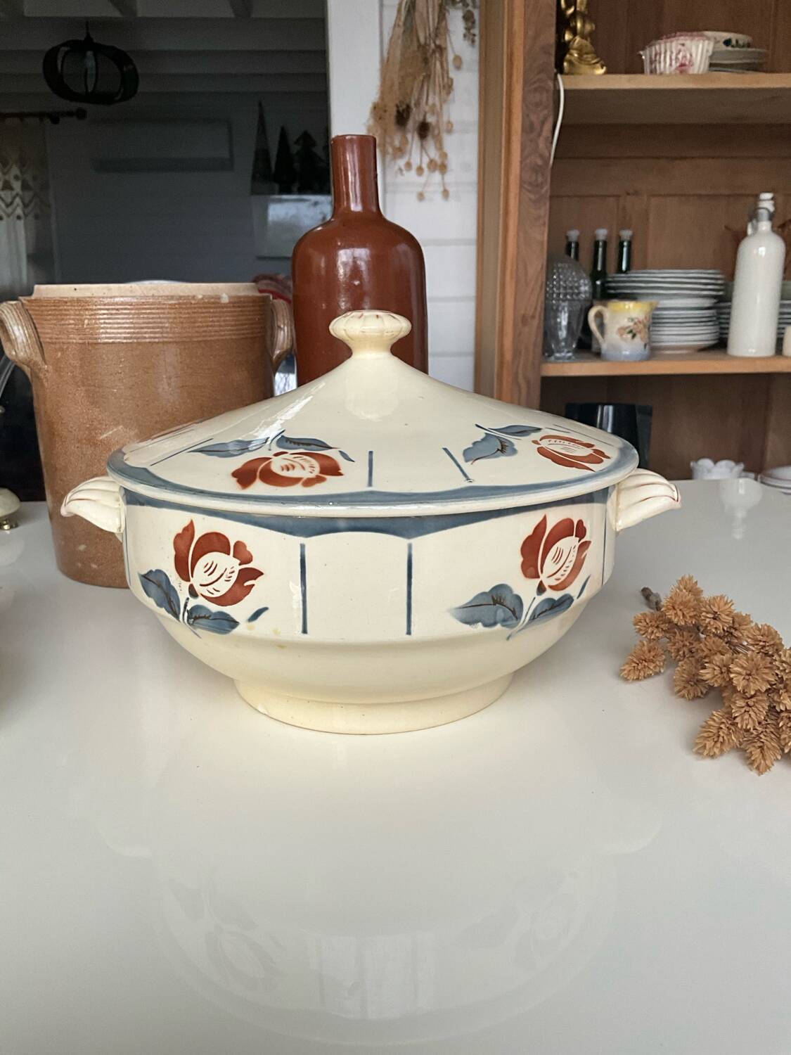 Digoin soup tureen