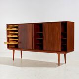 Model 19 teak highboard by gunni omann for omann jun møbelfabrik (mk10397)