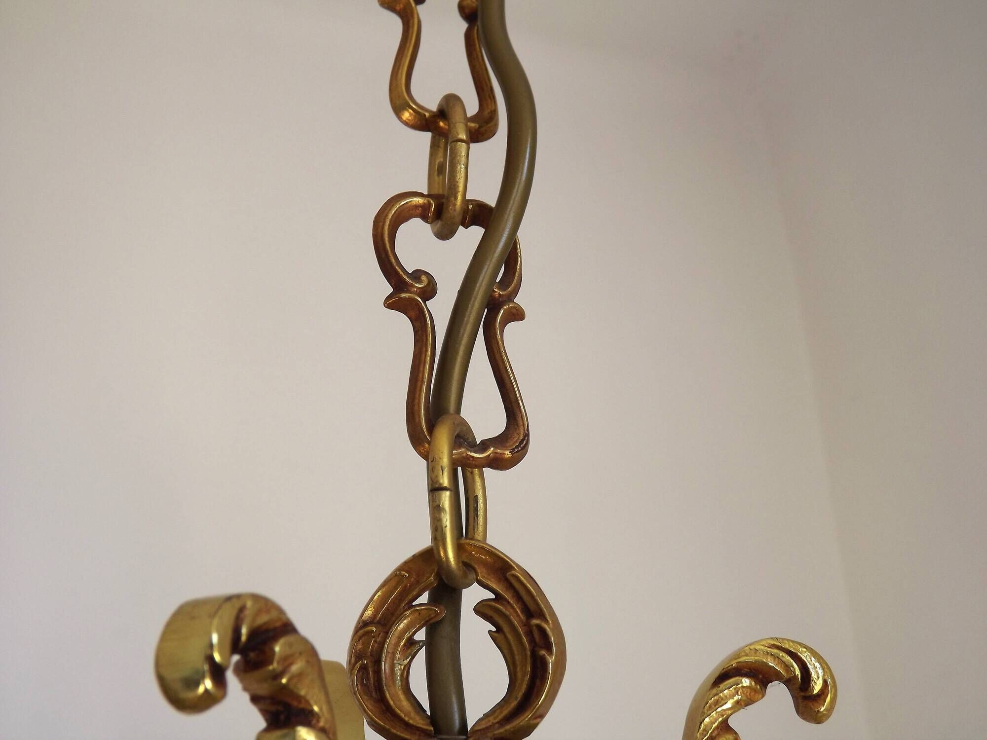 Mid Century Louis XV style cage chandelier - 6 arms - Brass and Crystal