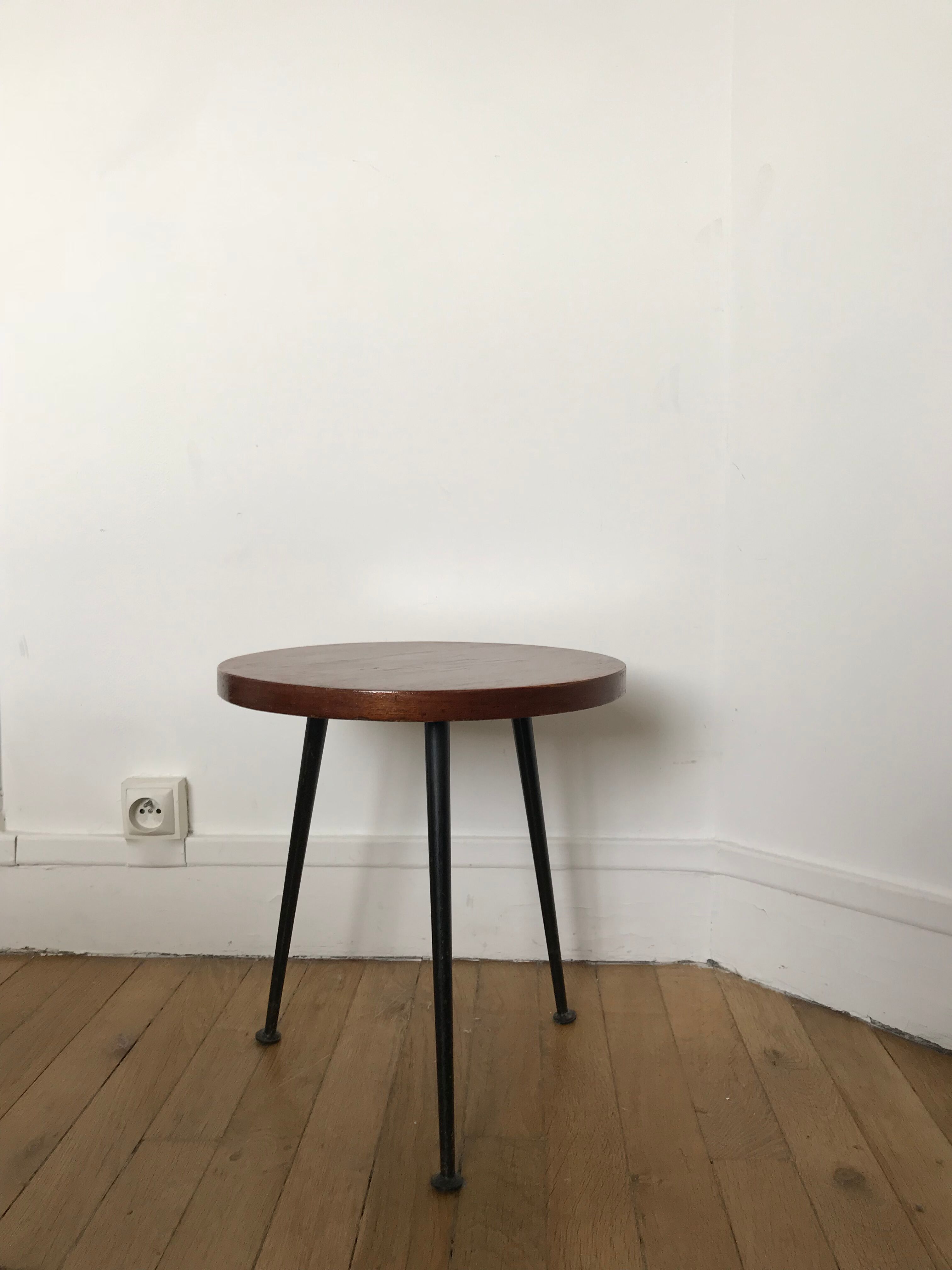 Tripod side table