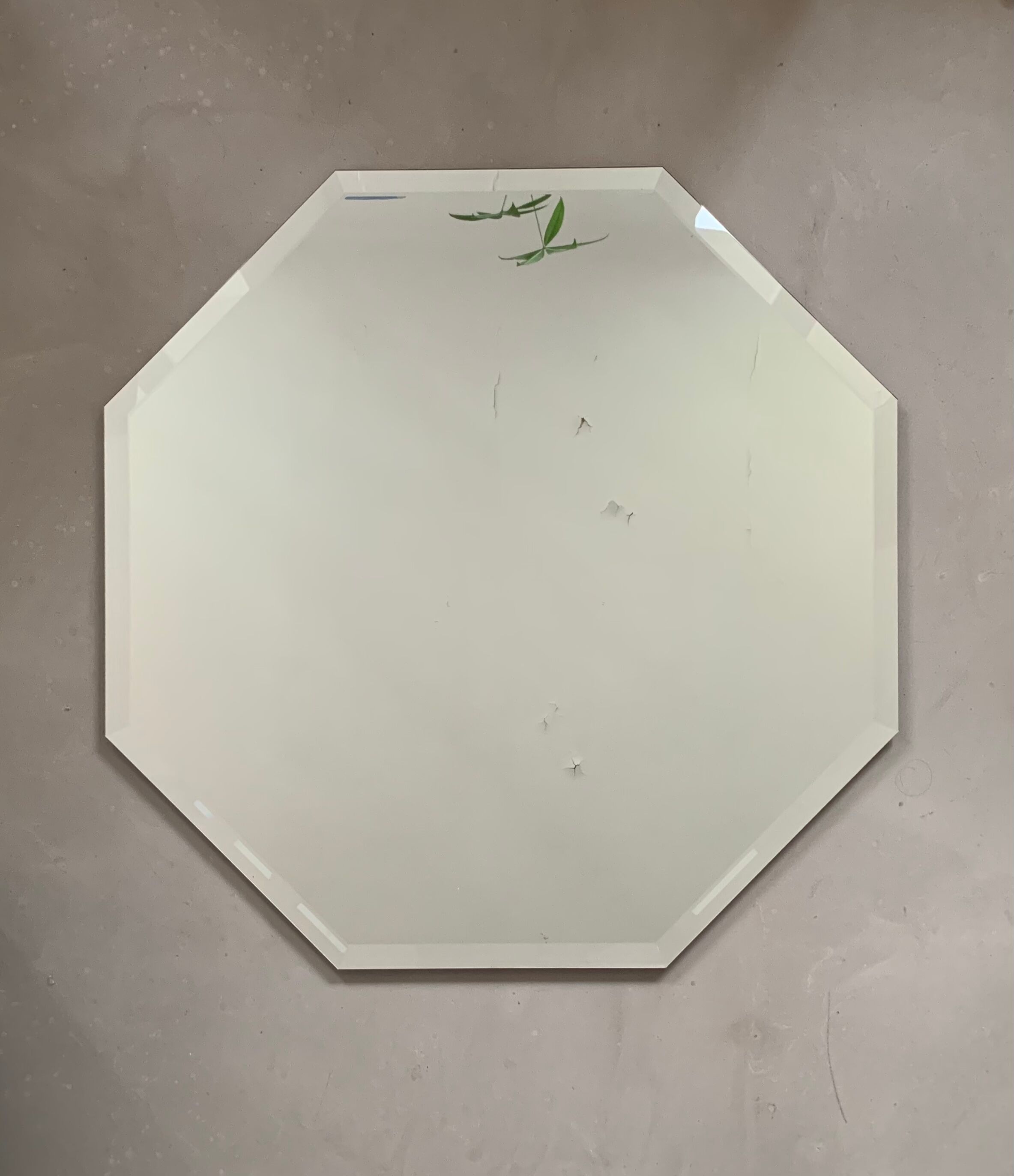 Hexagonal beveled mirror