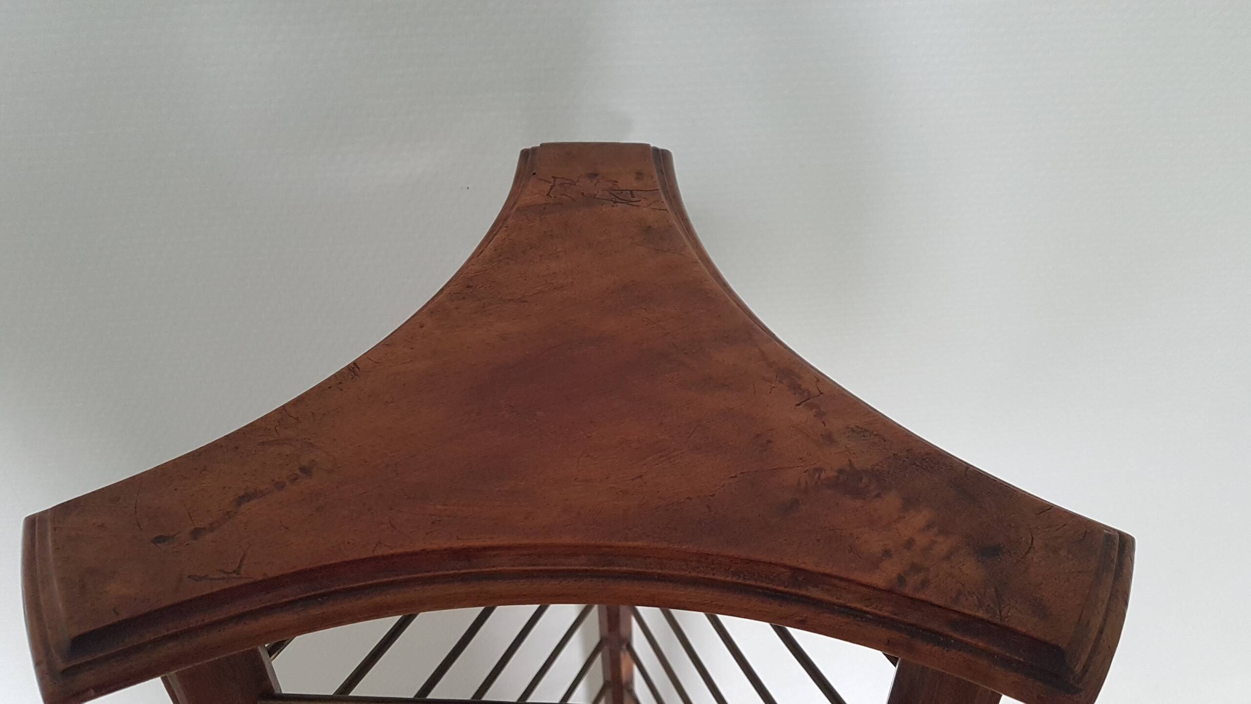 Door Plates or presentation column 1900/1930 in walnut