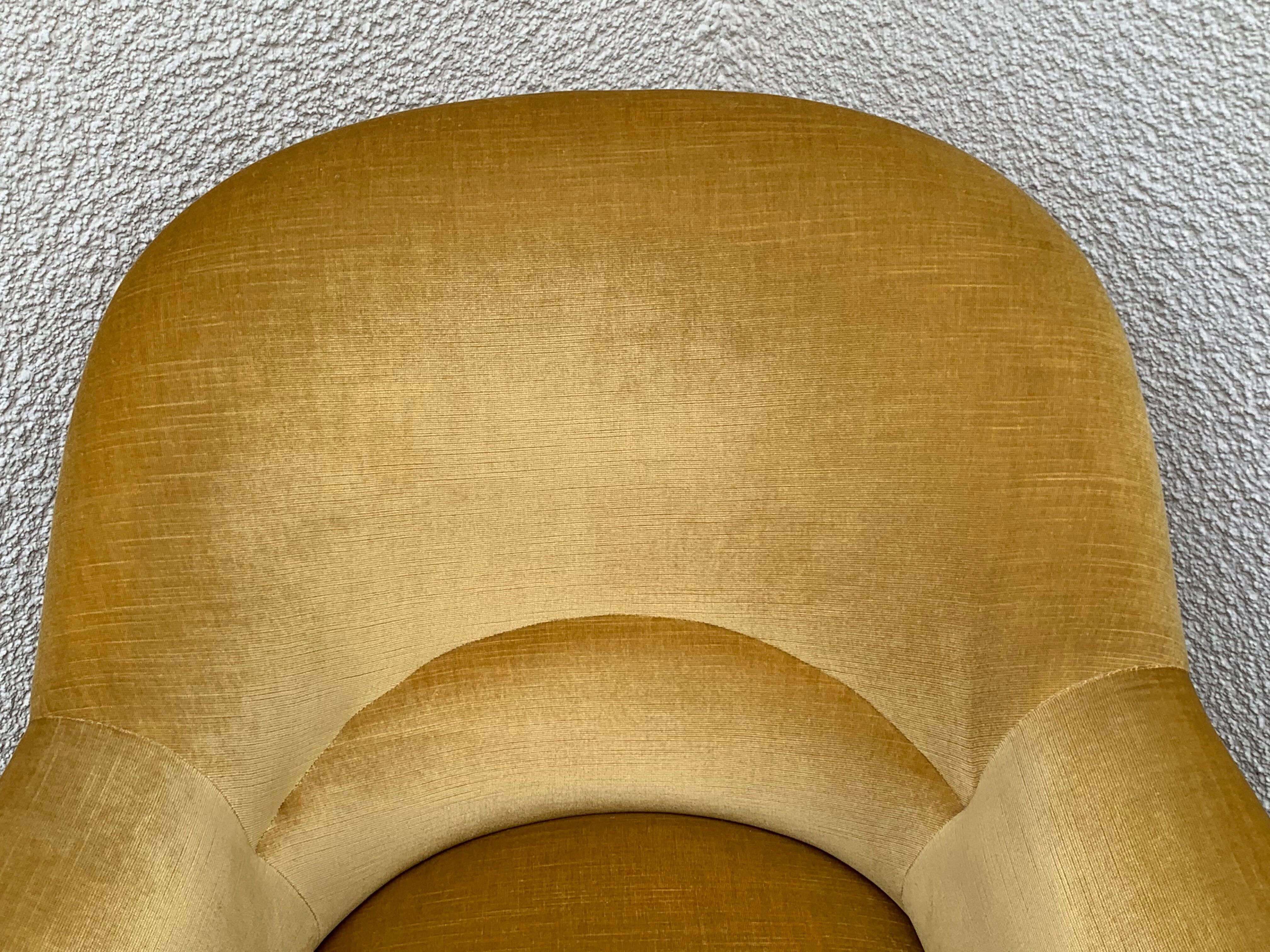 Golden velvet toad armchair