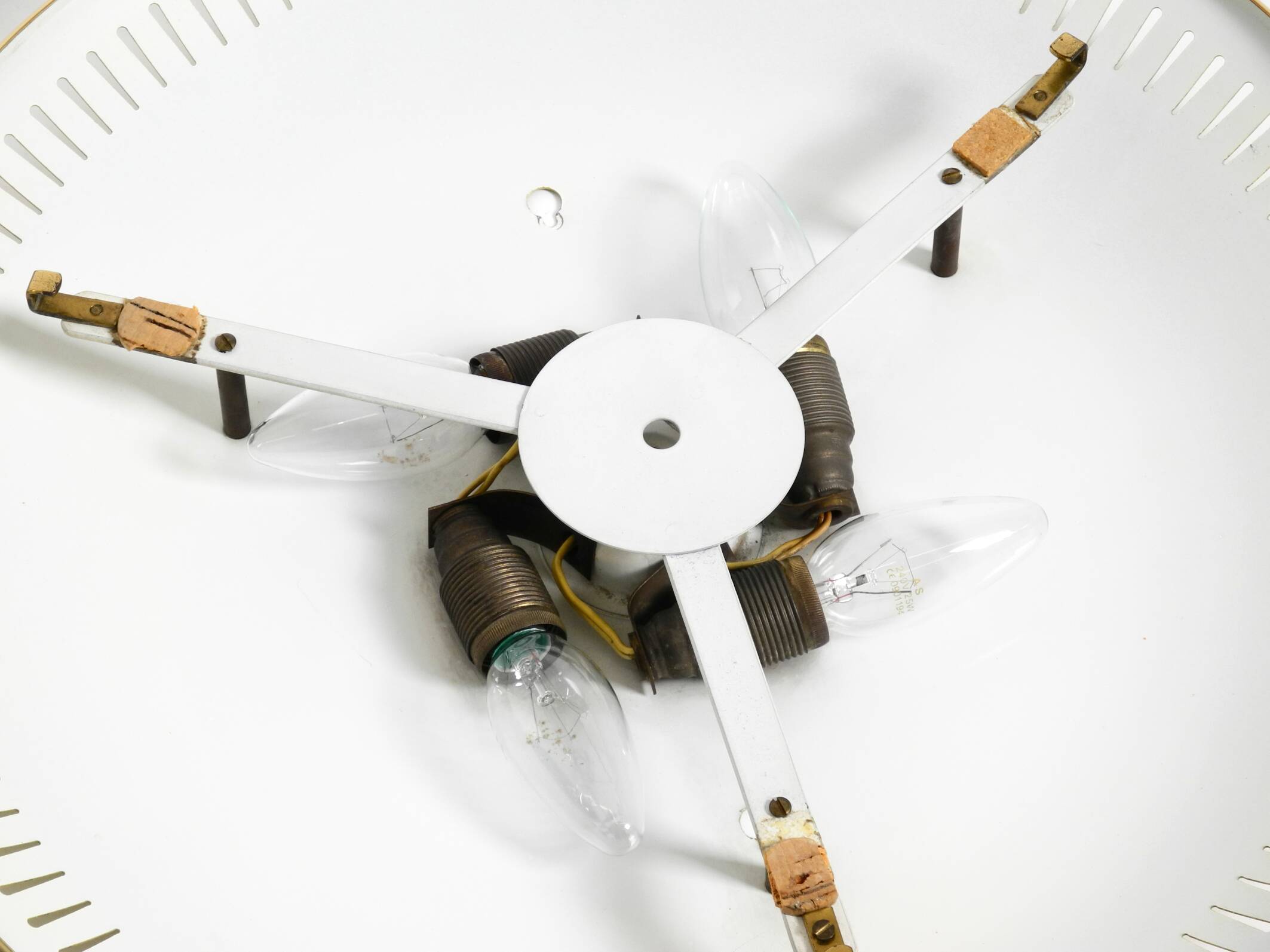 Rare round illuminated mid-century Hillebrand metal mirror from 1966