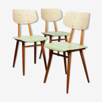 Suite de 3 chaises tchèques pour le fabricant Ton, 1960