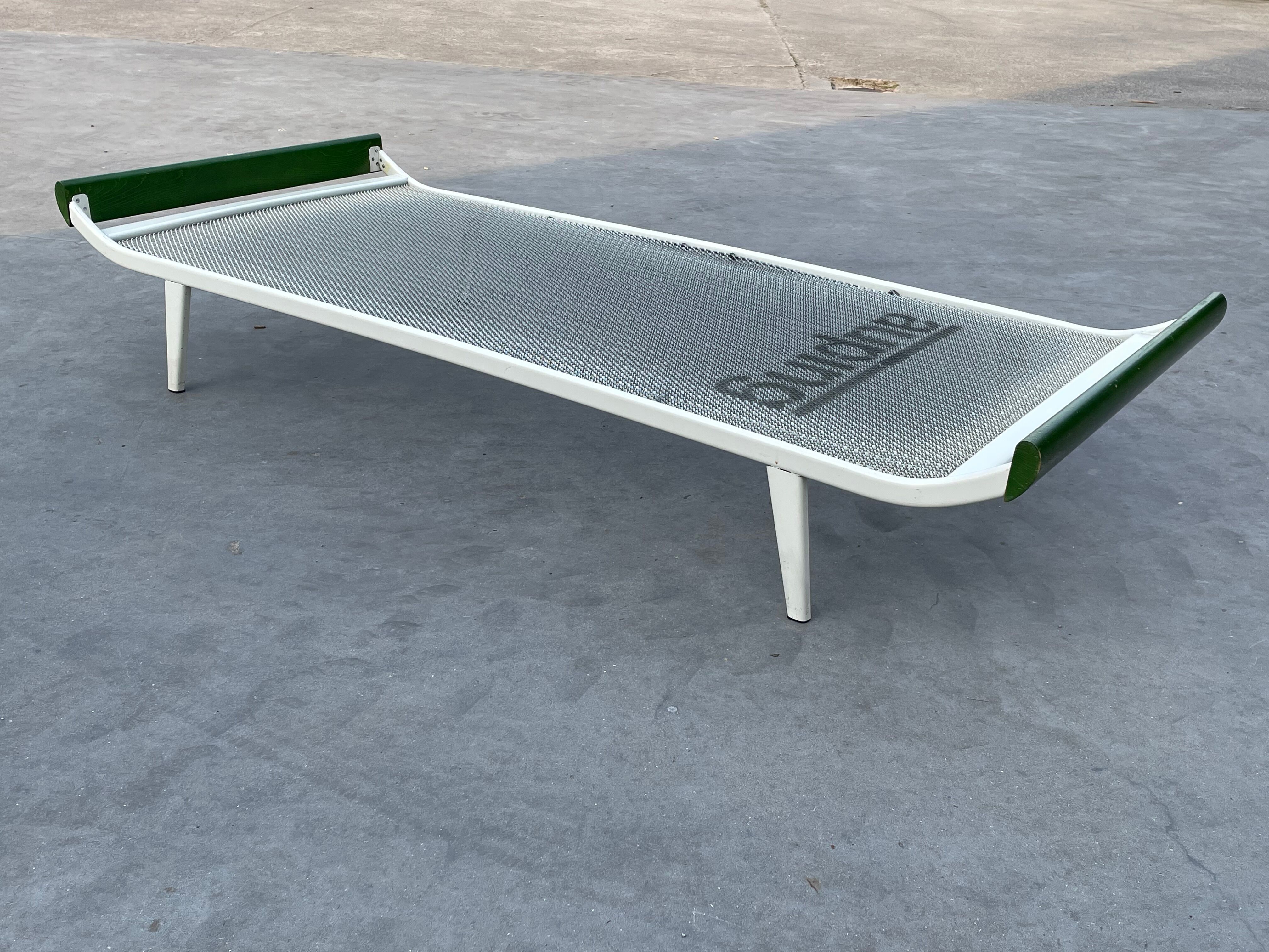 Vintage daybed Auping Cleopatra design by Dick Cordemeyer