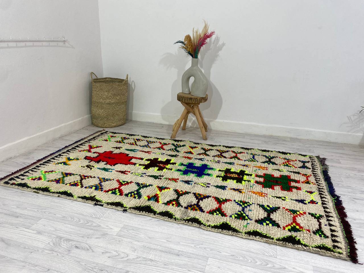Handmade wool Berber rug 233 X 136 CM