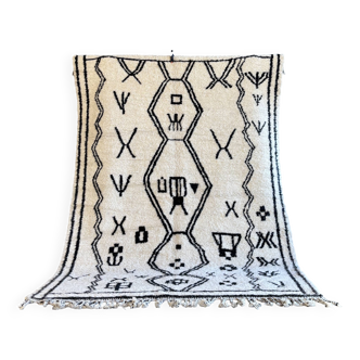 Tapis berbere beni ouarain moderne en laine