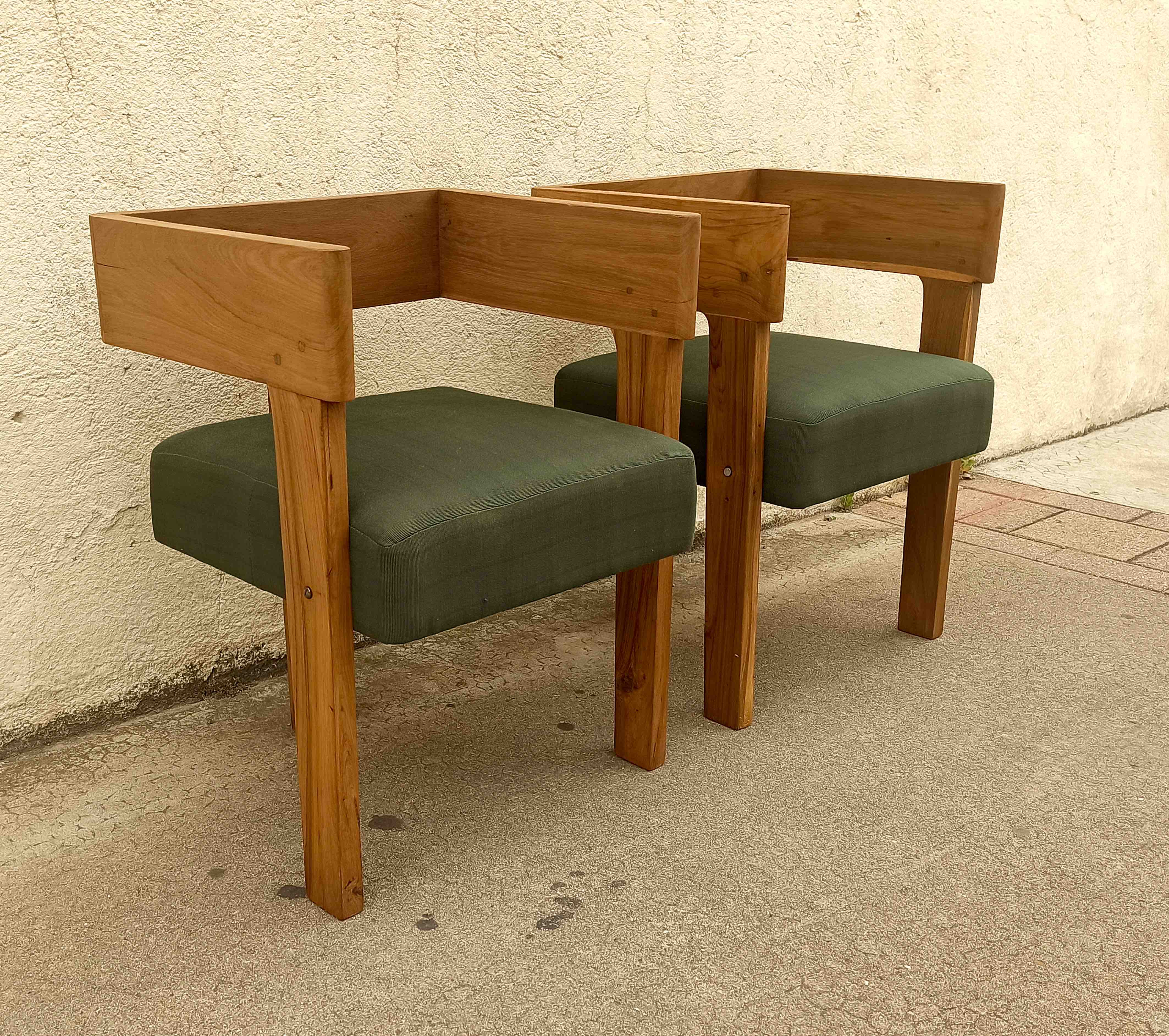 Pair of tripod armchairs ancient solid teak, 60
