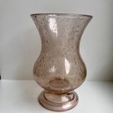 Vase en verre bullé de biot rose années 60-70