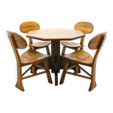 French Modern 3-Legged Chairs & Table in Solid Oak, 1970s