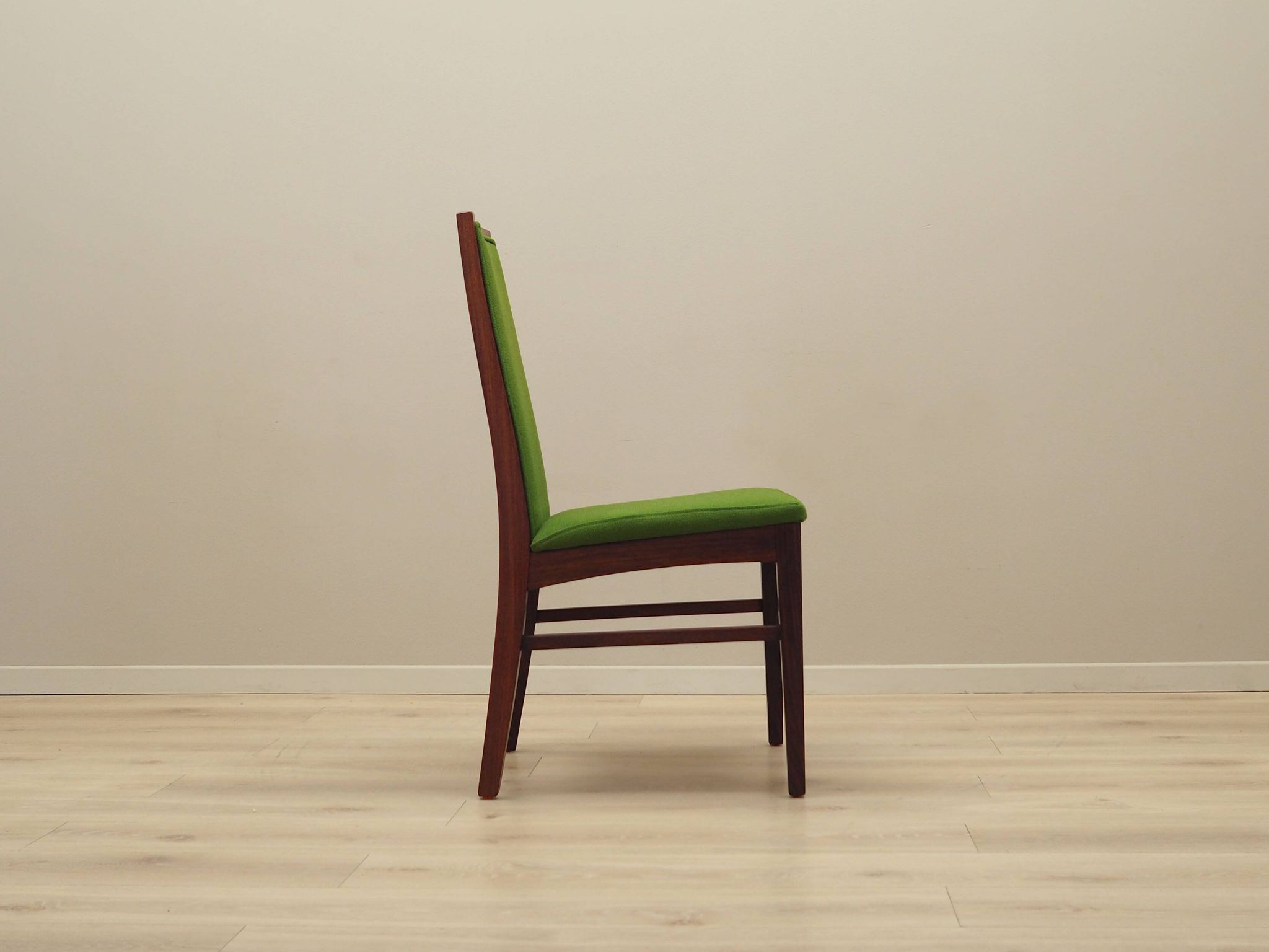 Ensemble de quatre chaises en palissandre, design danois, années 1970, fabricant : Dyrlund