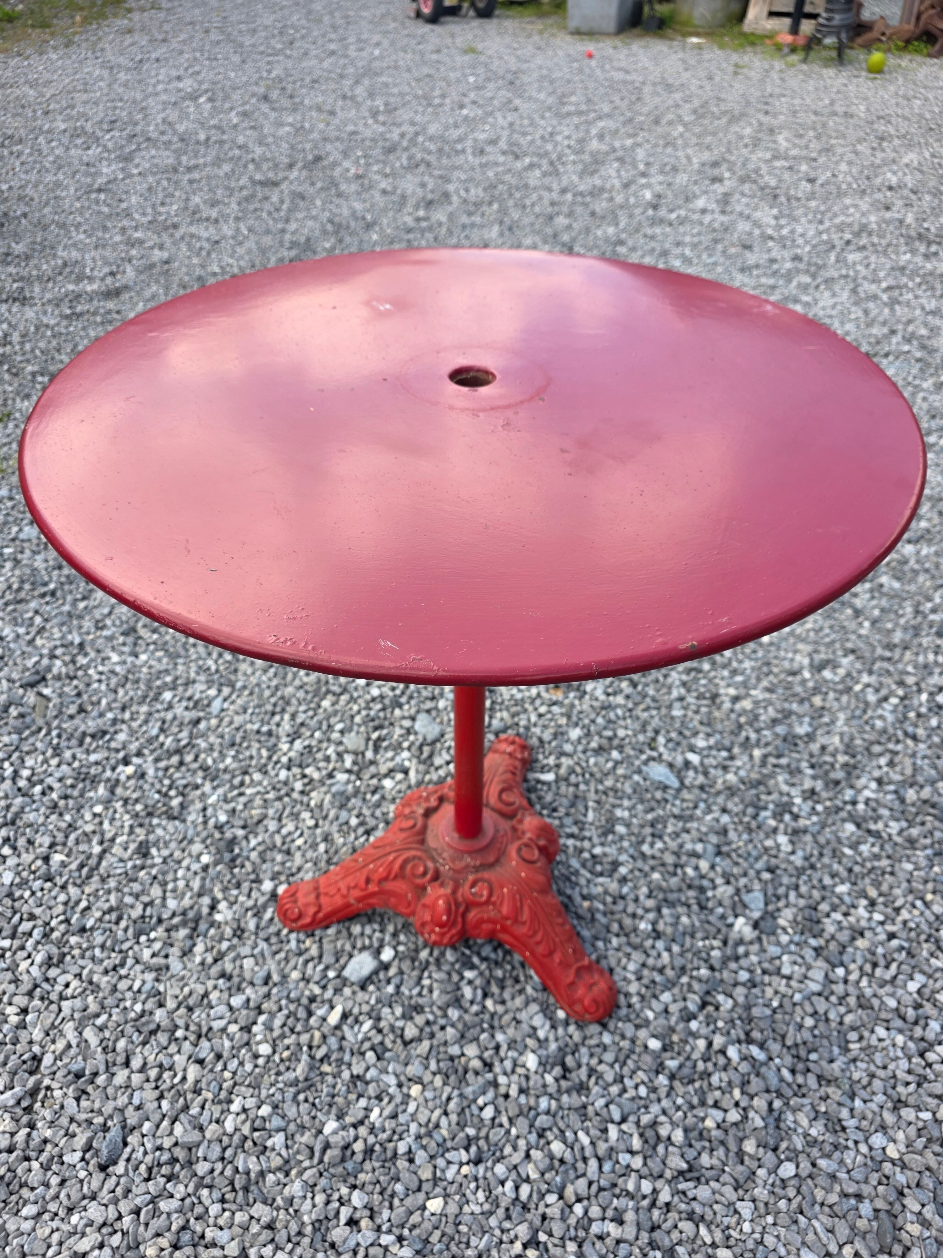 Table guéridon de bistrot en fonte et fer du XXe