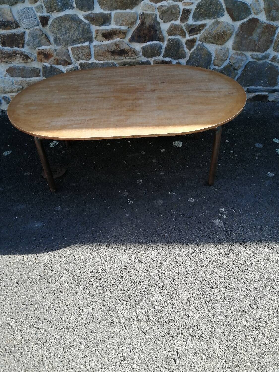 Oval nursery school table