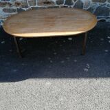 Oval nursery school table