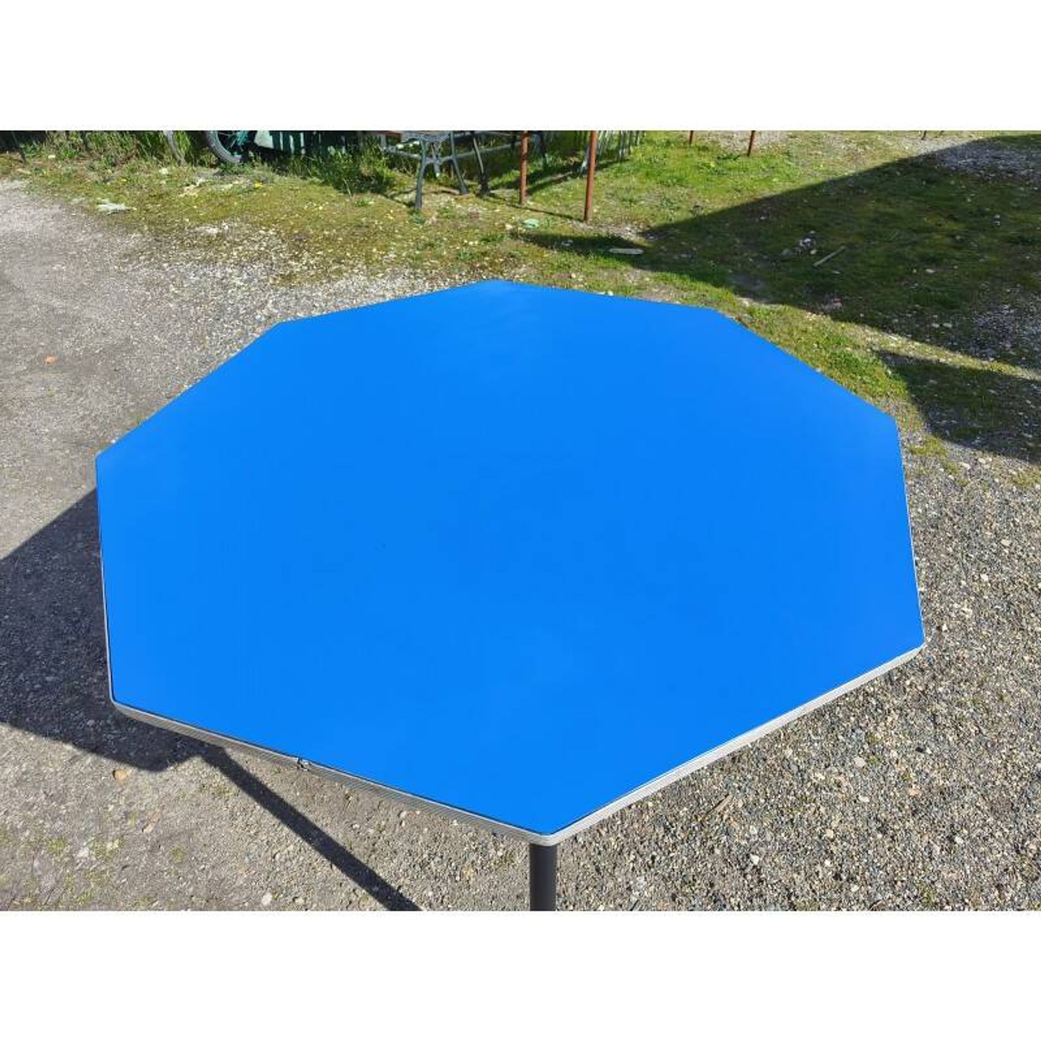 Table de collectivité octogonale vintage
