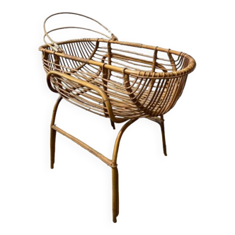 Rattan cradle