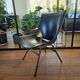 Chaise en simili cuir moderne du milieu du siècle des années 60
