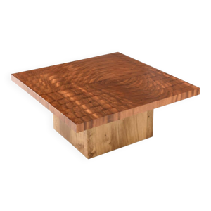 Table basse en bois exotique