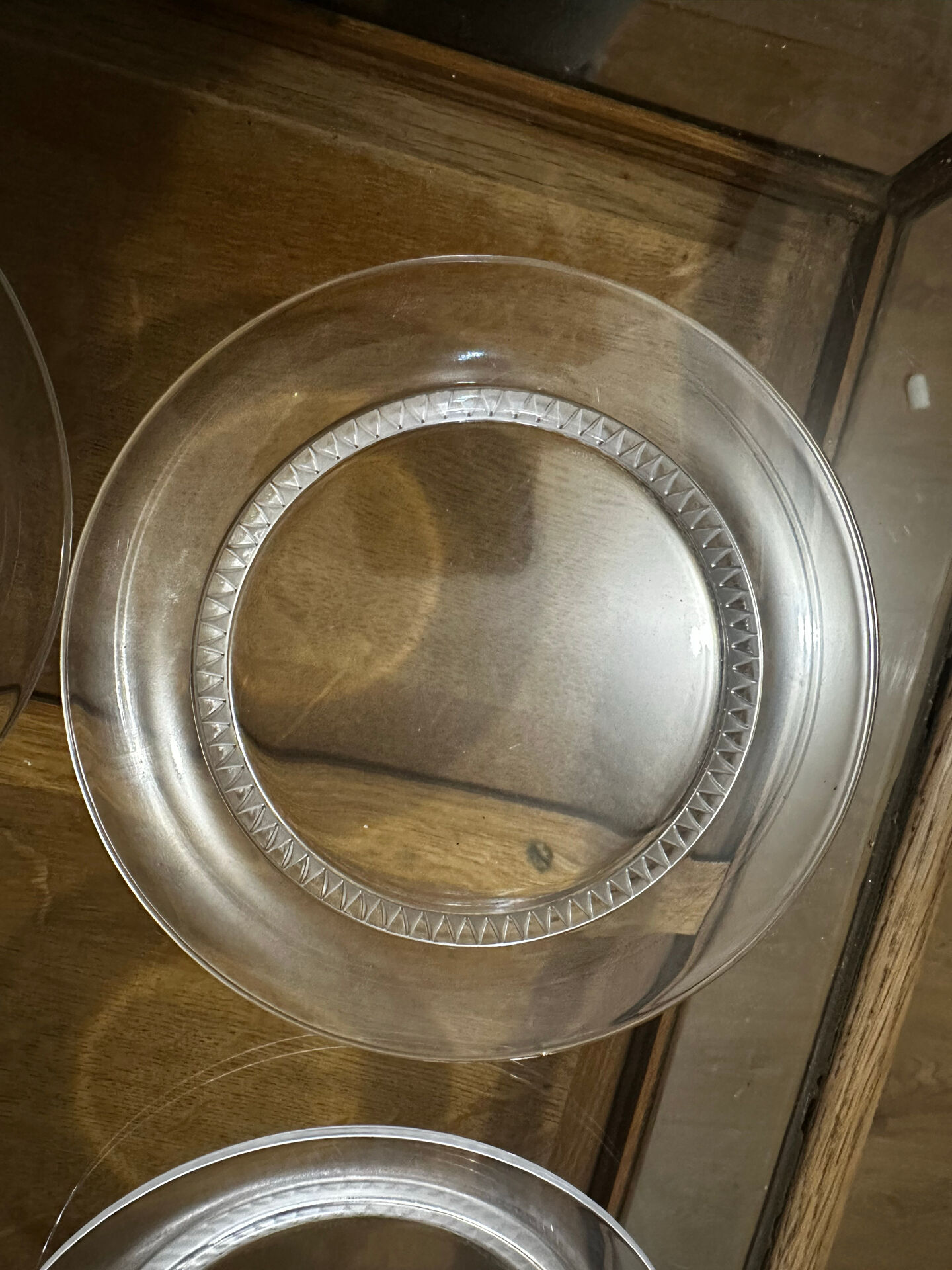 6 Starter/Dessert Plates Lalique France Model Bourgueil