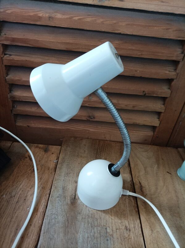 White bedside desk lamp