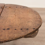Round oak thracian table