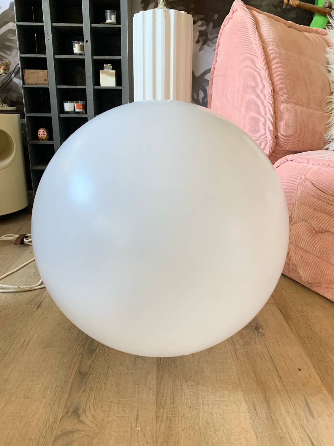 Large floor ball lamp