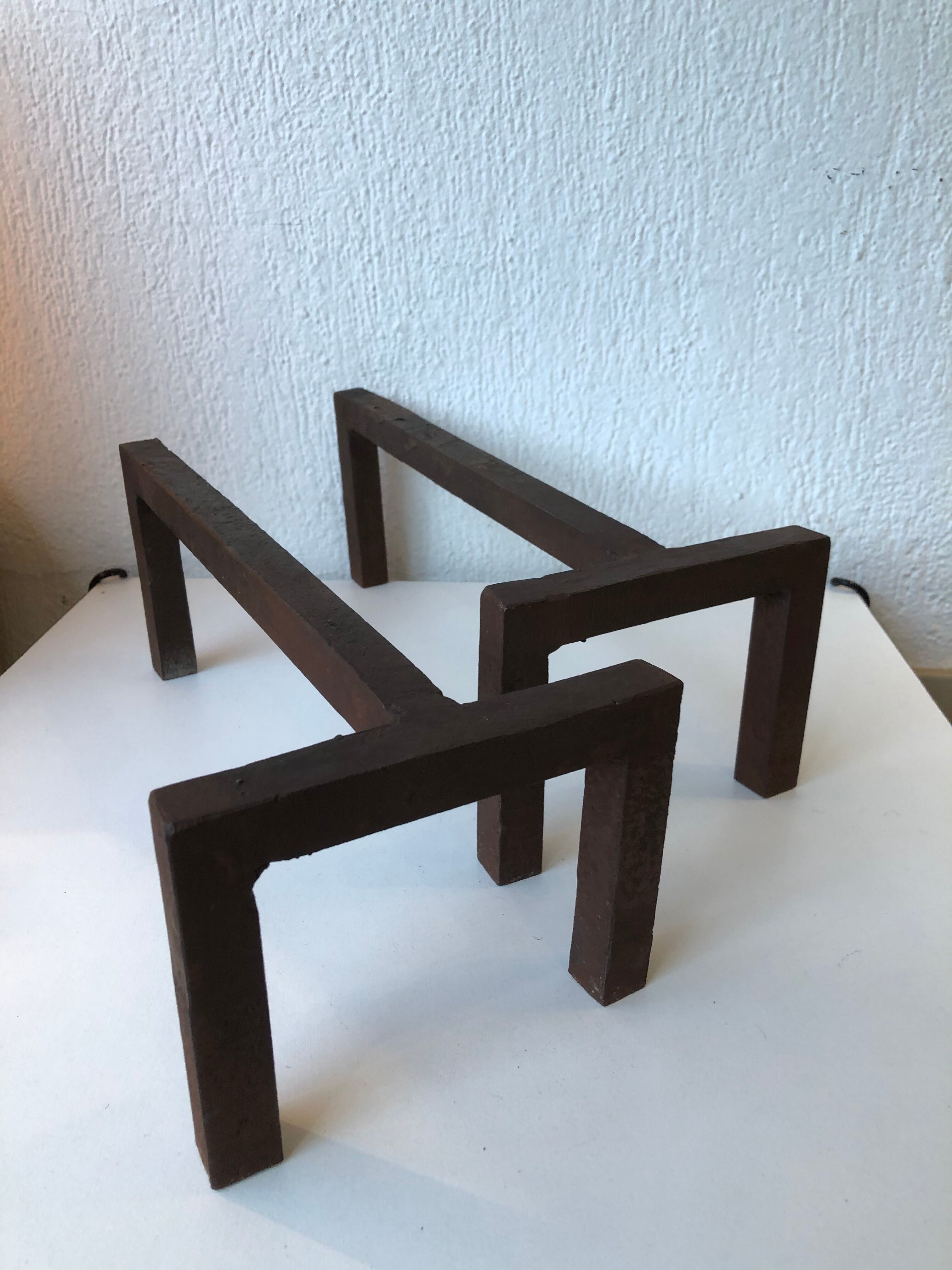 Pair of minimalist channels