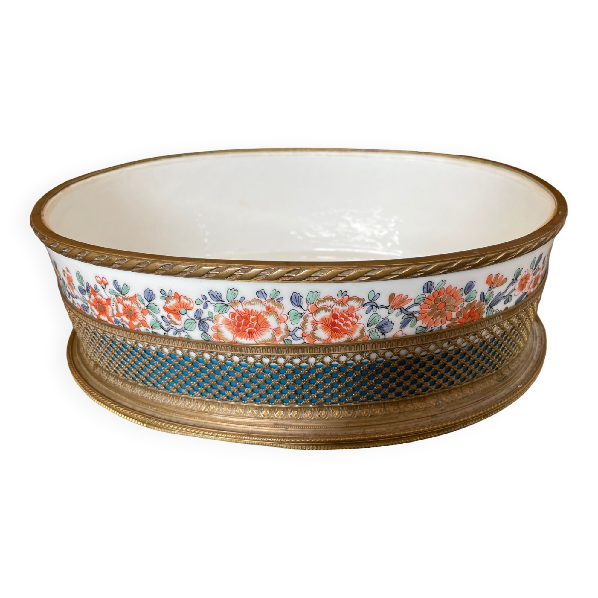 Porcelain planter with Japanese decoration, gilded brass base and rim, 20th century