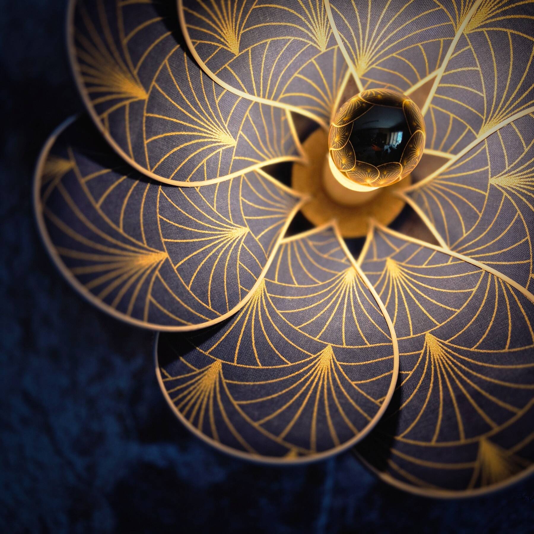 Flower wall sconce, 8 petals in rattan and art deco fabric
