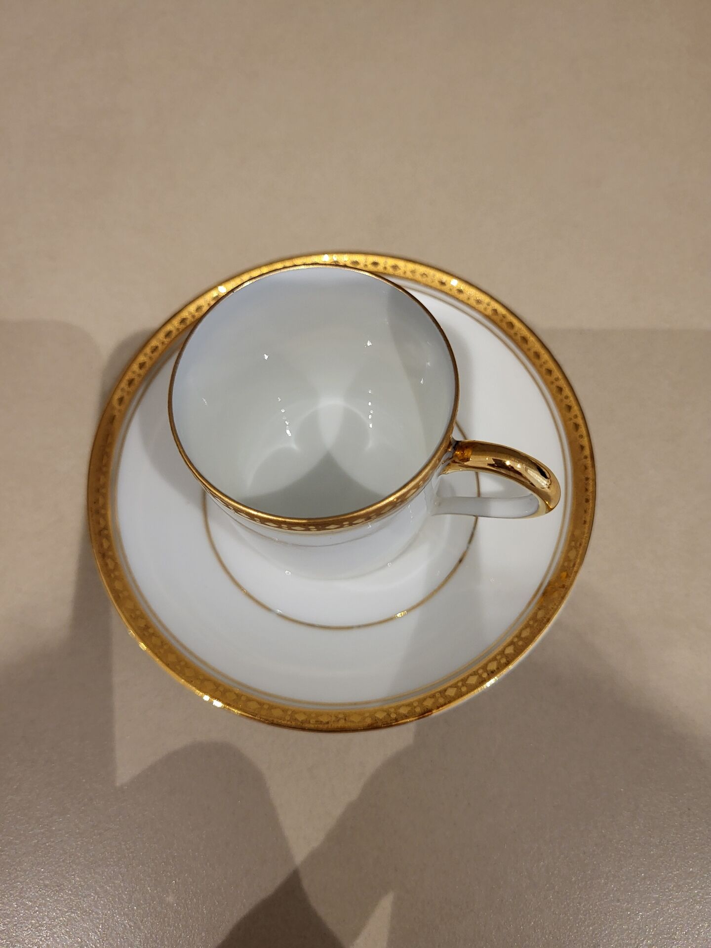 12 coffee cups