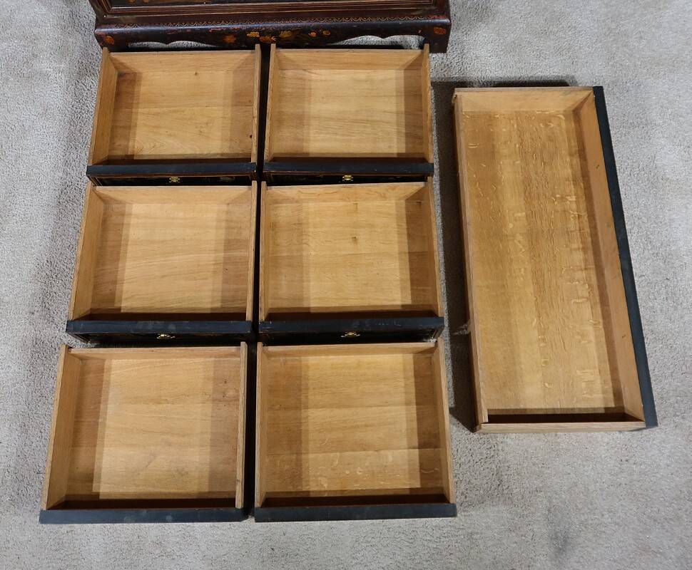 Chinese Cabinet in Lacquered Wood and Painted Wood – Early 20th Century