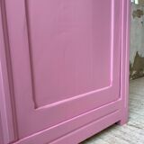 Pink knitted cabinet