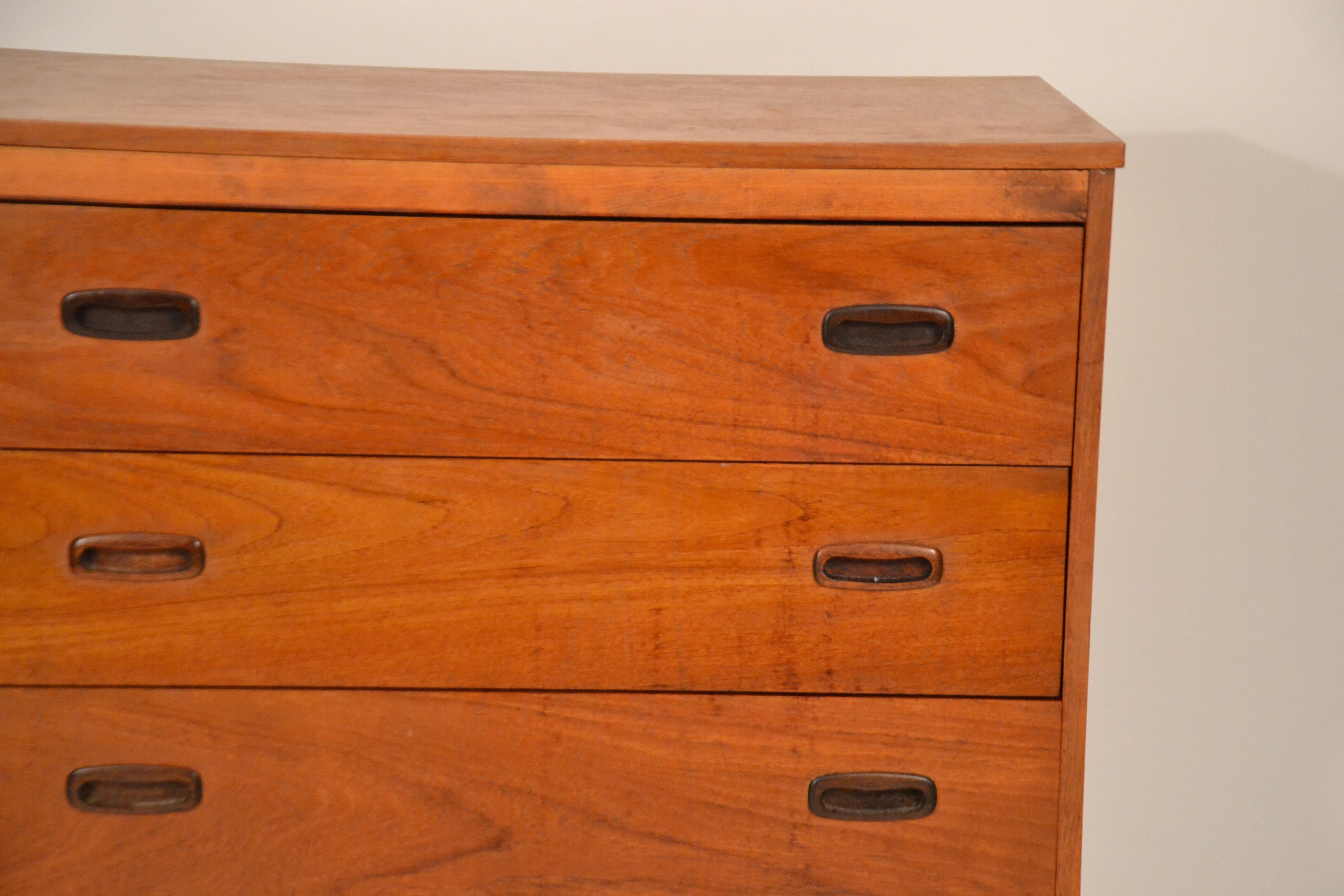 Scandinavian teak chest of drawer 60s