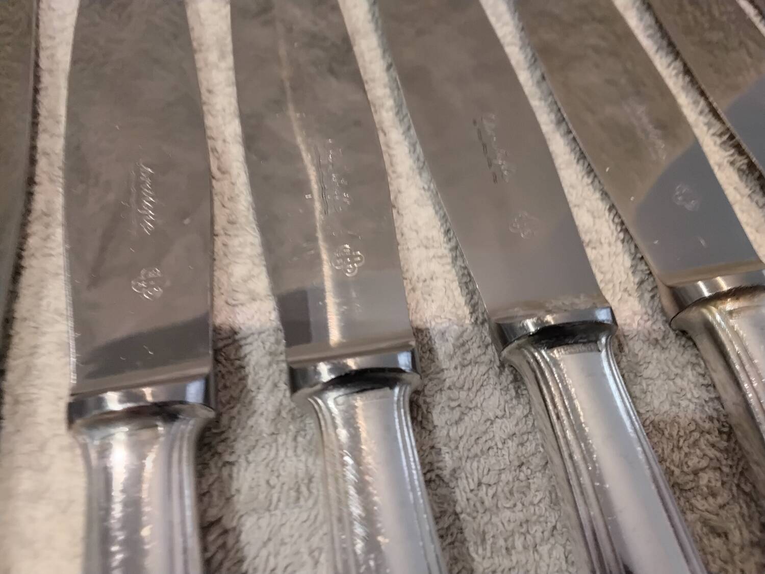 12 silver-plated table knives by Christofle Albatros SL