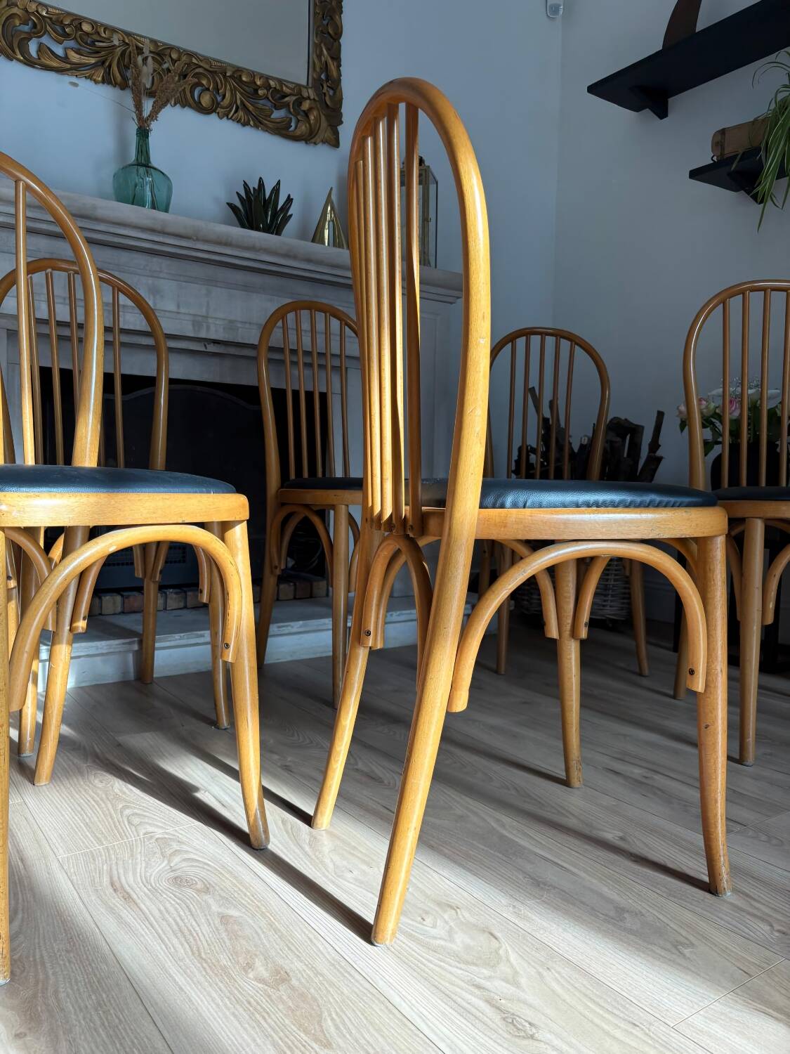 Set of 6 bistro chairs